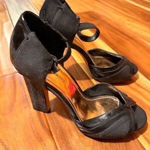 Vince Camuto Black Peep-Toe Heels